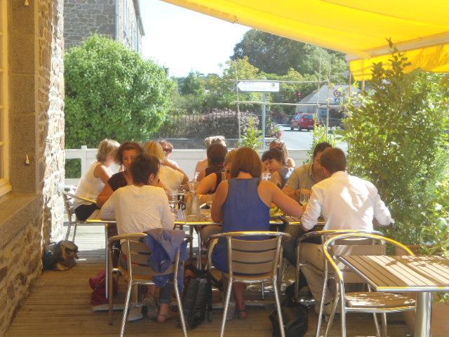 Hotel Restaurant Du Commerce La Gouesnière Kültér fotó