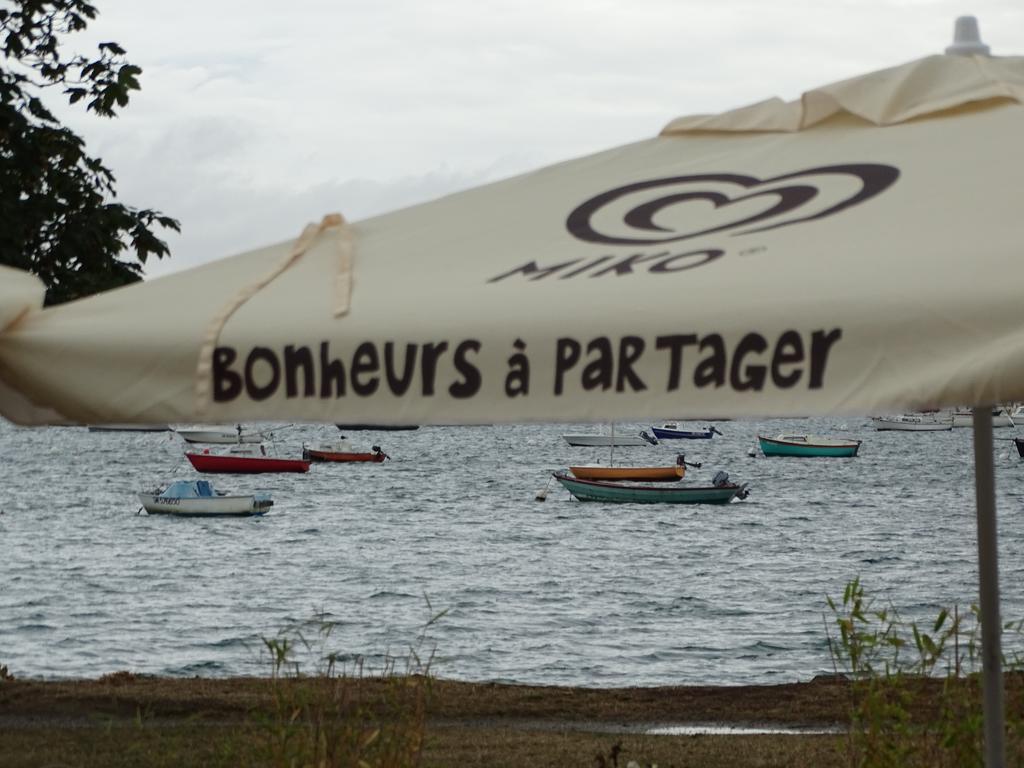 Hotel Restaurant Du Commerce La Gouesnière Kültér fotó